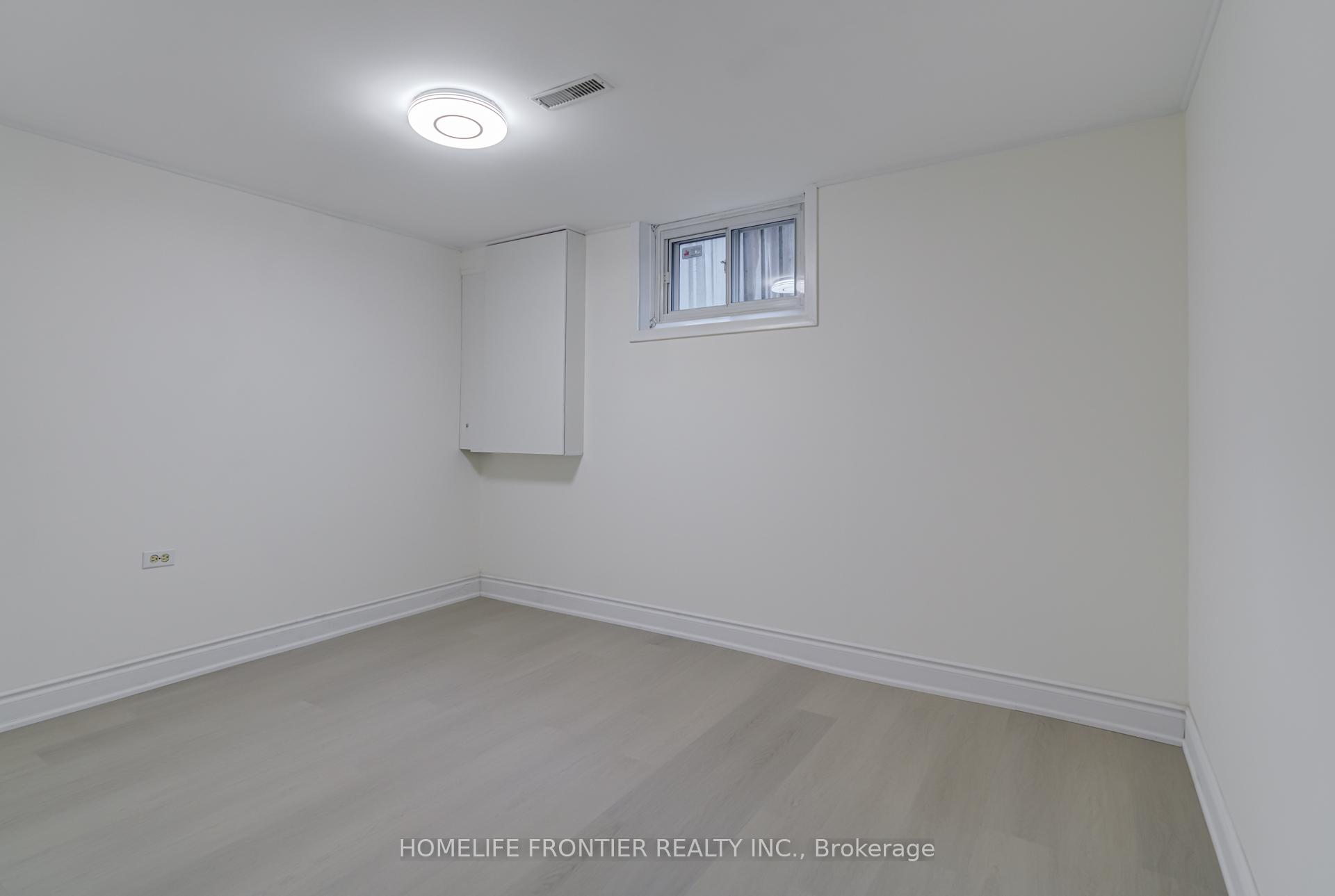 Photo 15 of Unit Lower A, 62 Clark Avenue, Markham, Thornhill — HOMEH