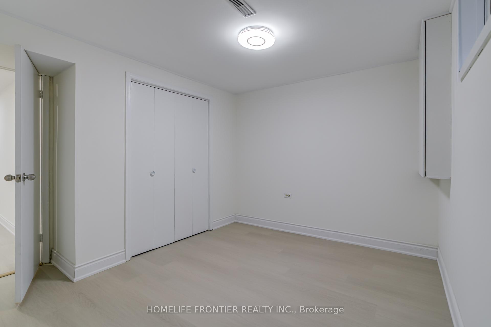 Photo 16 of Unit Lower A, 62 Clark Avenue, Markham, Thornhill — HOMEH
