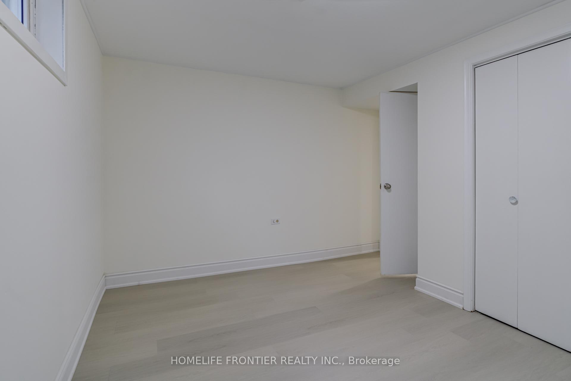 Photo 17 of Unit Lower A, 62 Clark Avenue, Markham, Thornhill — HOMEH
