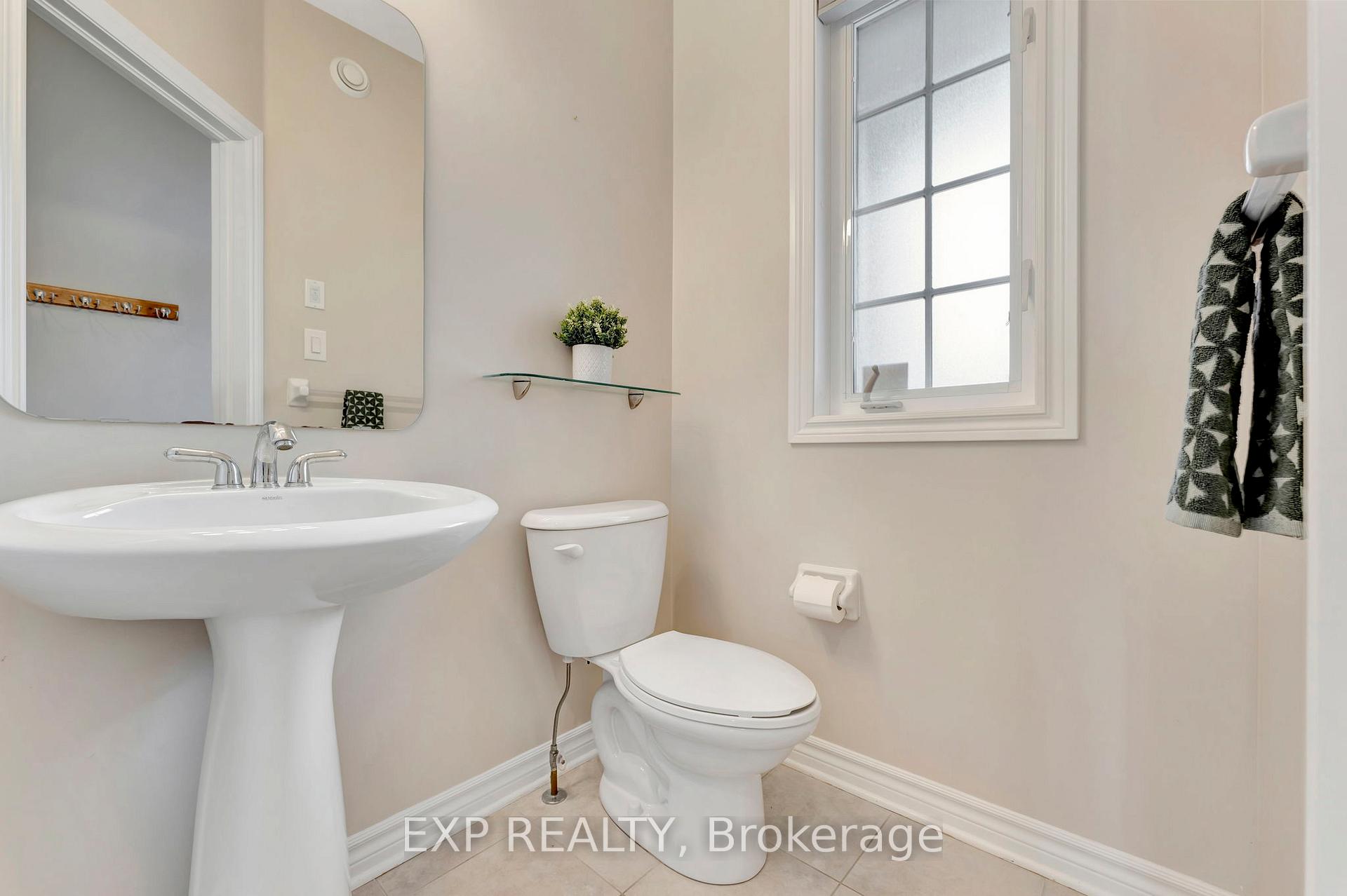 Photo 15 of 312 Waymark Crescent, Ottawa, Kanata - Emerald Meadows/Trailwest — HOMEH