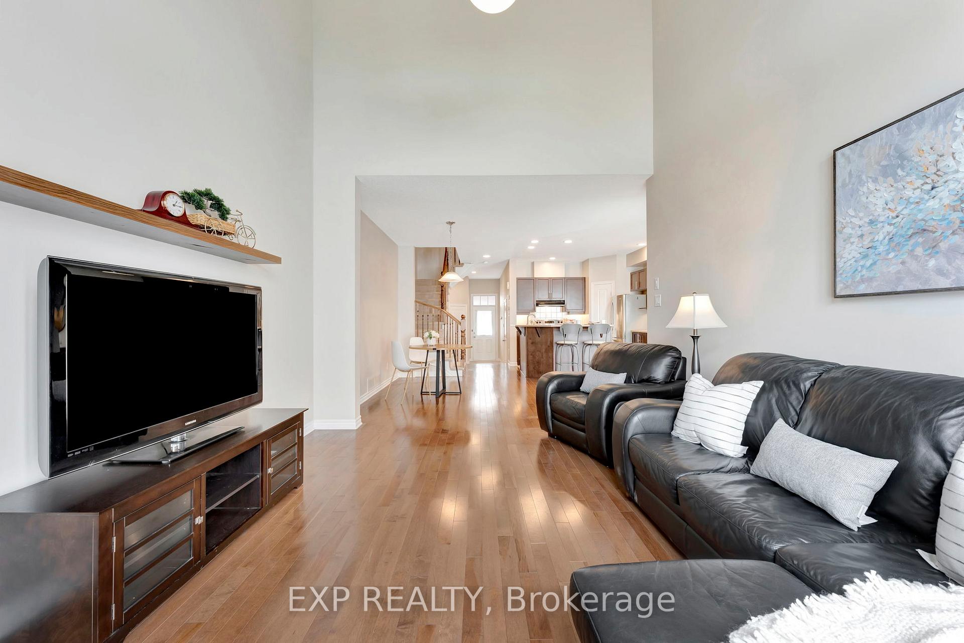 Photo 16 of 312 Waymark Crescent, Ottawa, Kanata - Emerald Meadows/Trailwest — HOMEH
