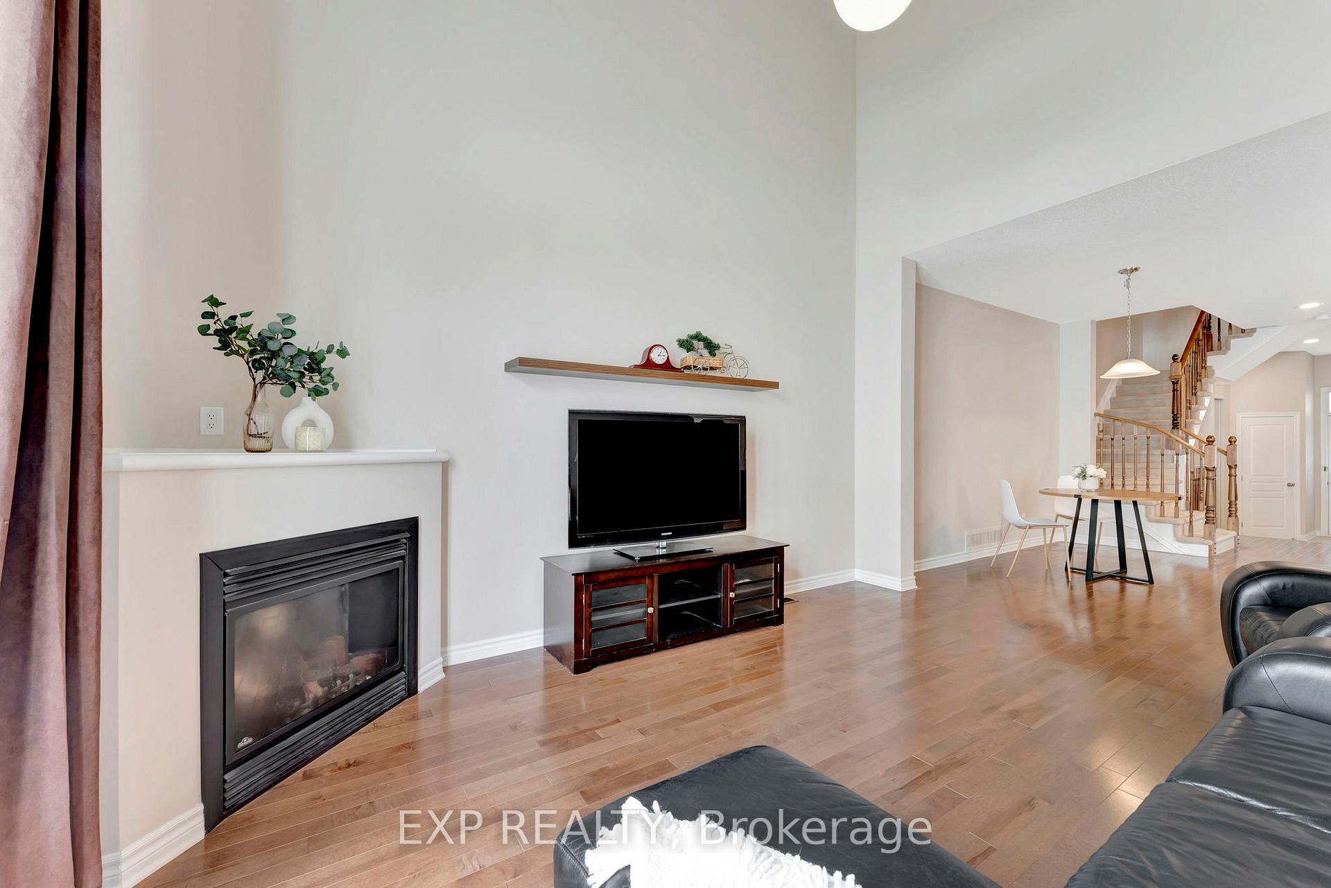 Photo 19 of 312 Waymark Crescent, Ottawa, Kanata - Emerald Meadows/Trailwest — HOMEH
