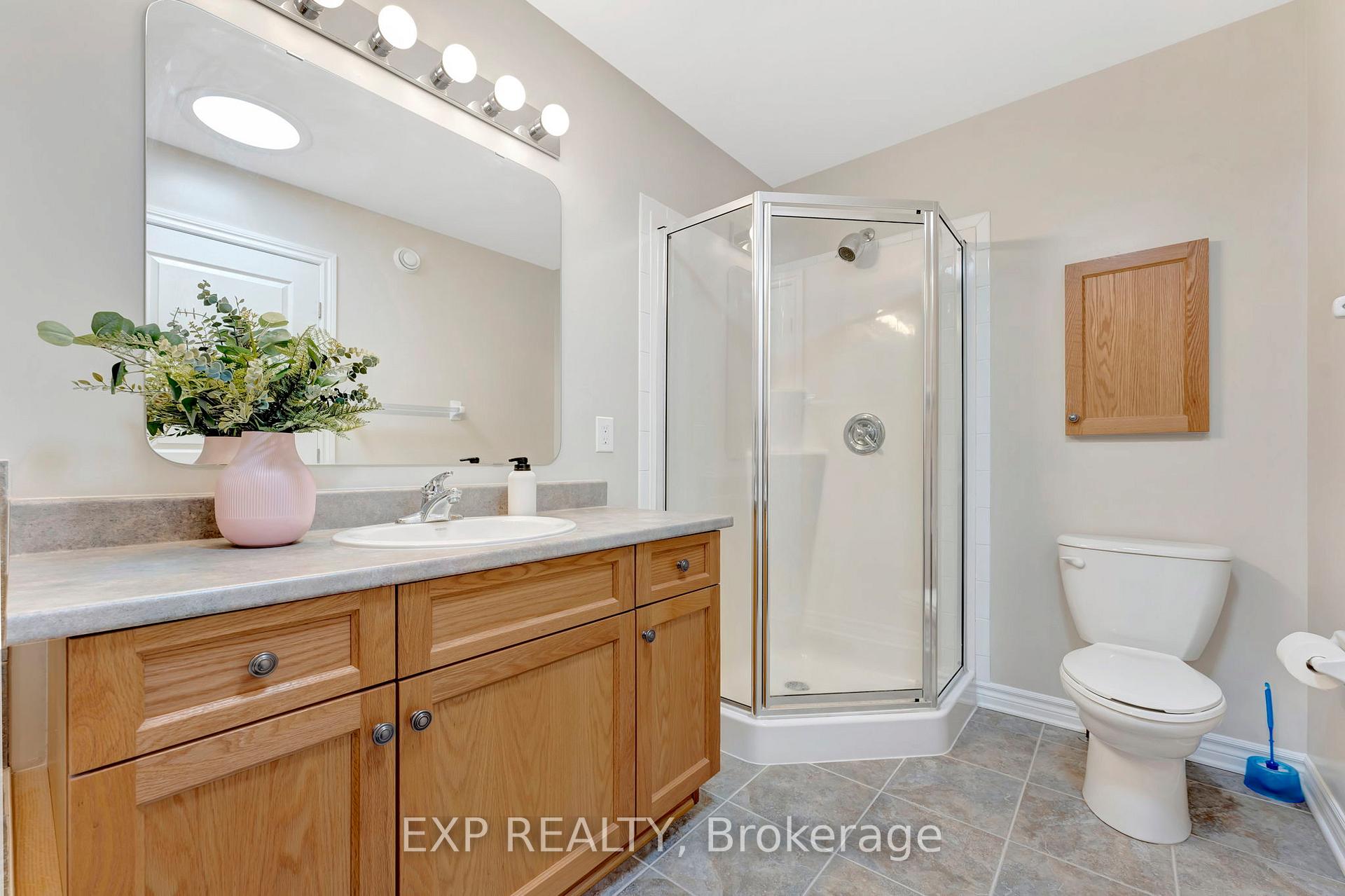 Photo 25 of 312 Waymark Crescent, Ottawa, Kanata - Emerald Meadows/Trailwest — HOMEH