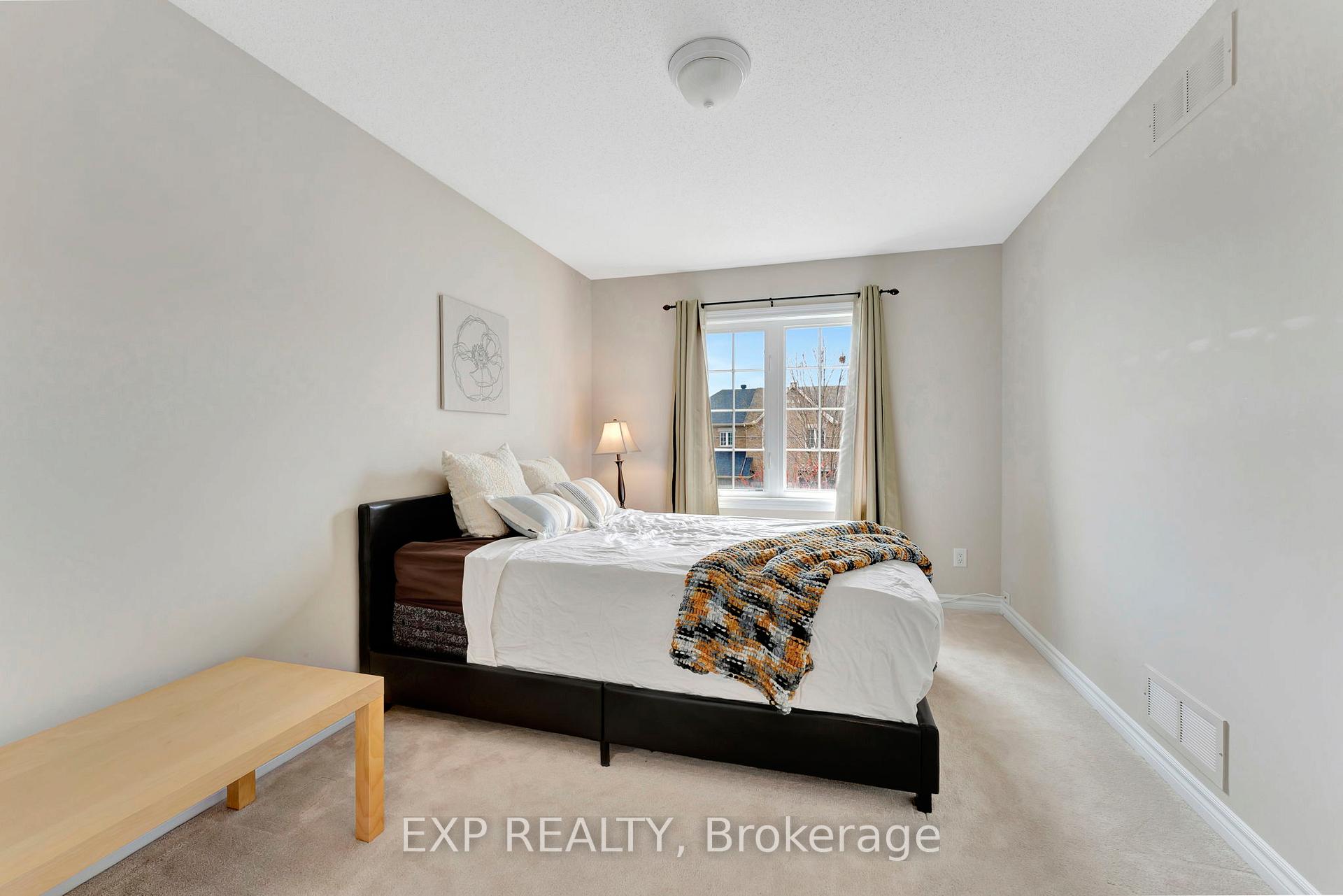Photo 27 of 312 Waymark Crescent, Ottawa, Kanata - Emerald Meadows/Trailwest — HOMEH