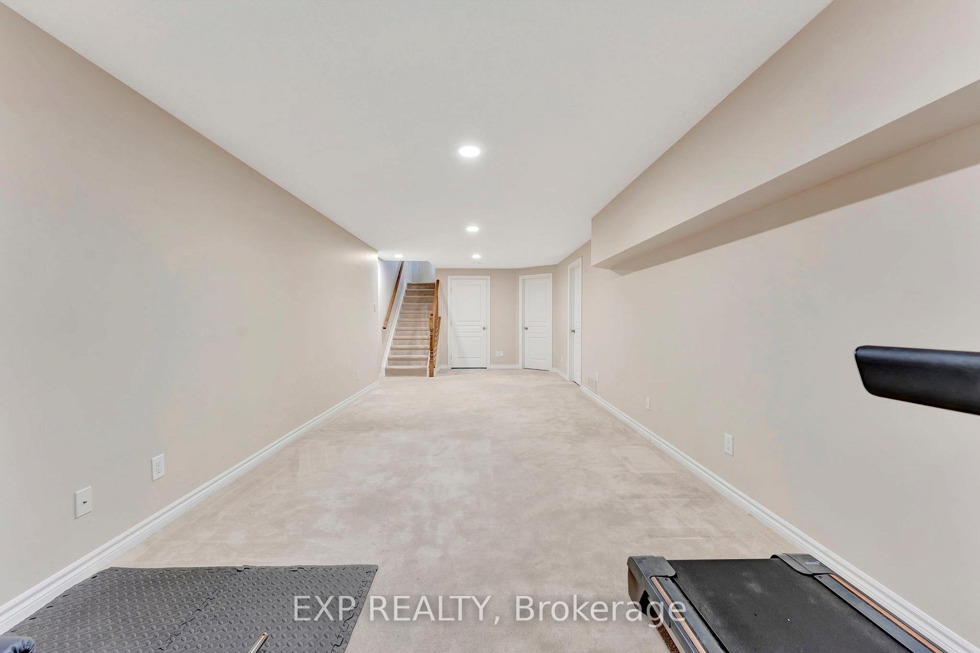 Photo 32 of 312 Waymark Crescent, Ottawa, Kanata - Emerald Meadows/Trailwest — HOMEH