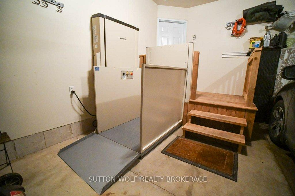 Photo 25 of 3629 Springer Road, Middlesex Centre, Delaware Town — HOMEH