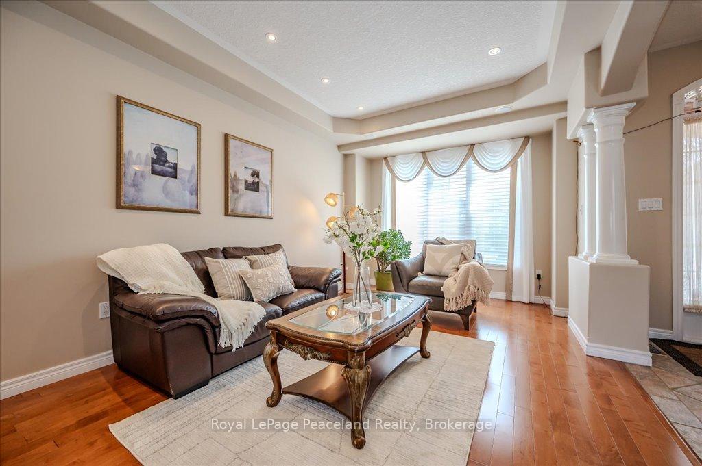Photo 4 of 58 Kestrel Street, Kitchener, Bridgeport — HOMEH
