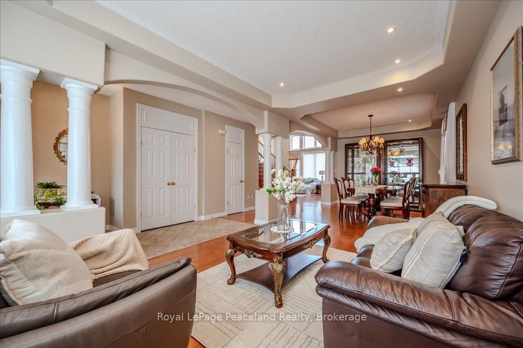 Photo 5 of 58 Kestrel Street, Kitchener, Bridgeport — HOMEH
