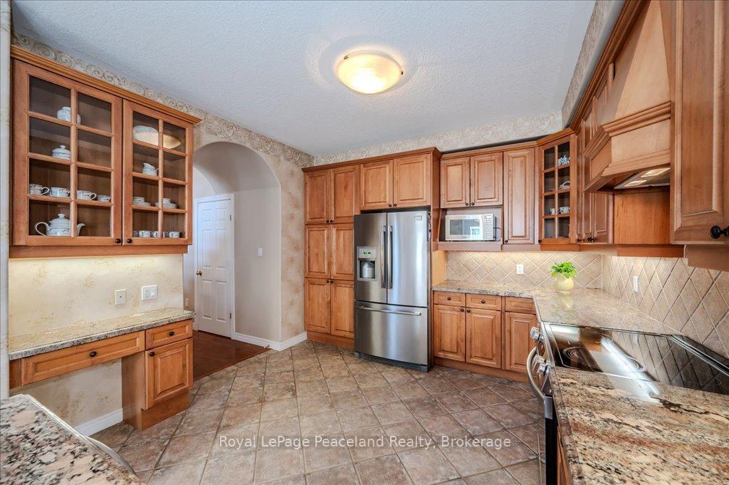 Photo 13 of 58 Kestrel Street, Kitchener, Bridgeport — HOMEH