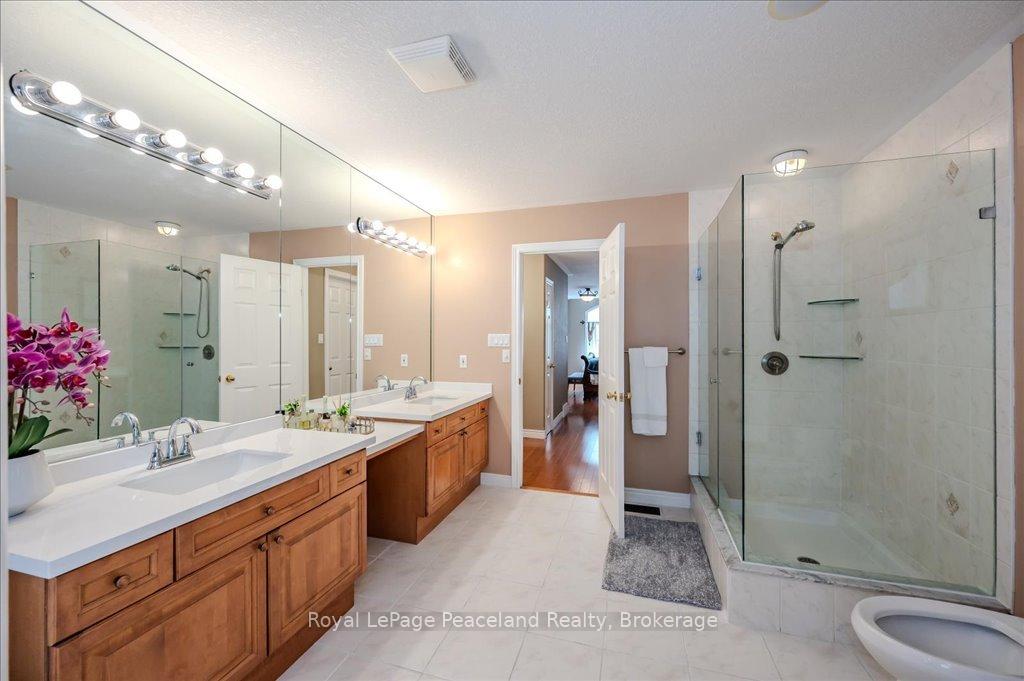 Photo 23 of 58 Kestrel Street, Kitchener, Bridgeport — HOMEH