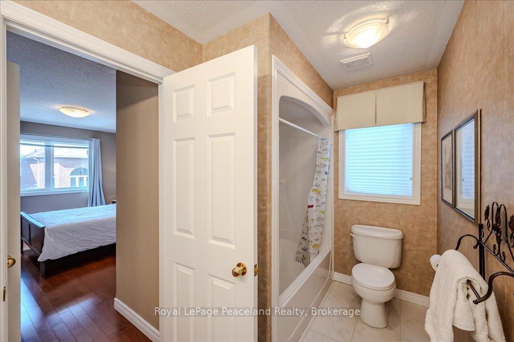 Photo 27 of 58 Kestrel Street, Kitchener, Bridgeport — HOMEH