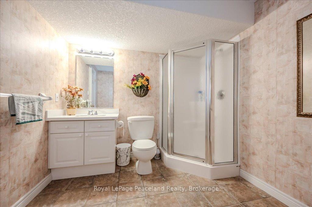 Photo 32 of 58 Kestrel Street, Kitchener, Bridgeport — HOMEH