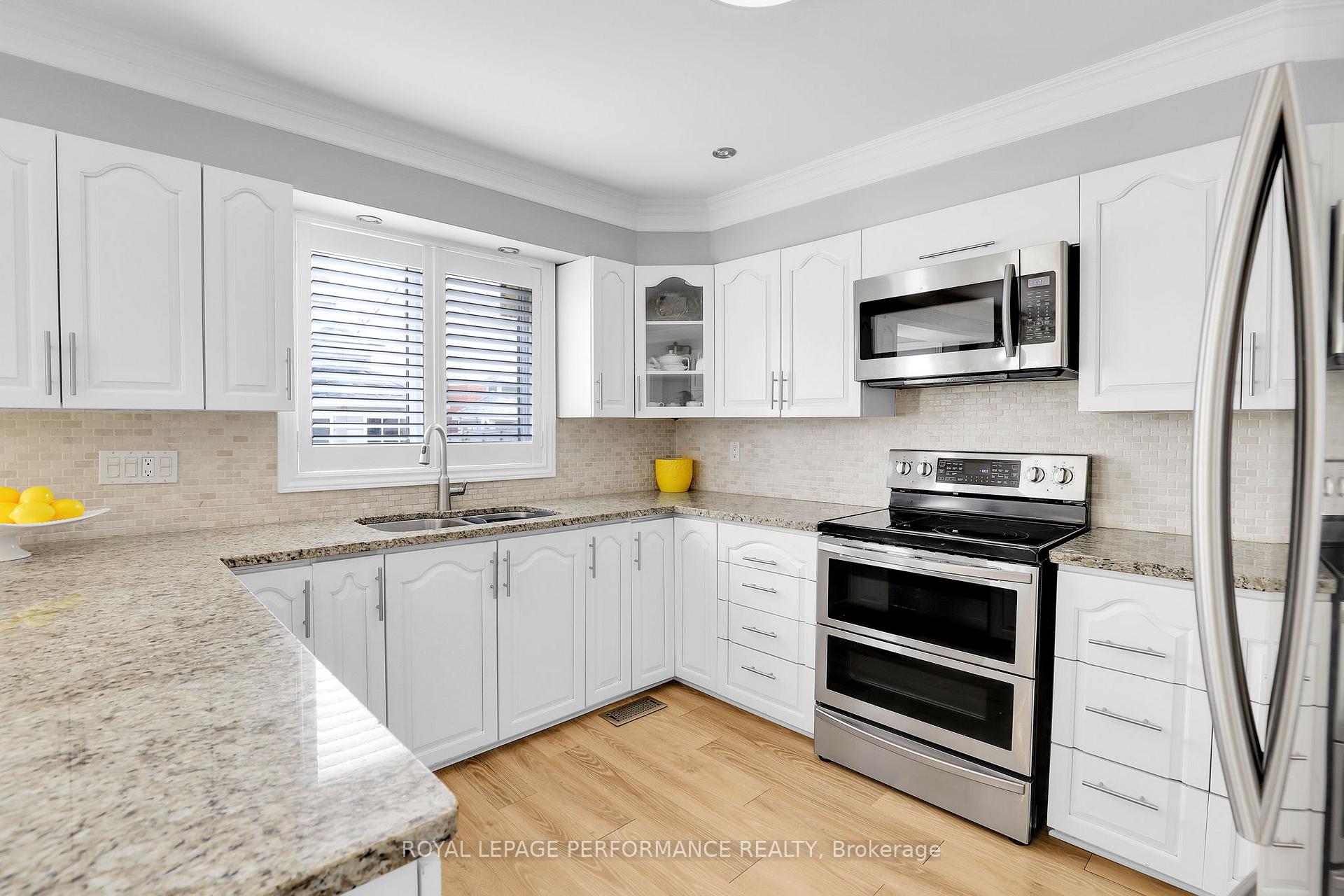 Photo 14 of 12 Speers Crescent, Ottawa, Kanata - Bridlewood — HOMEH
