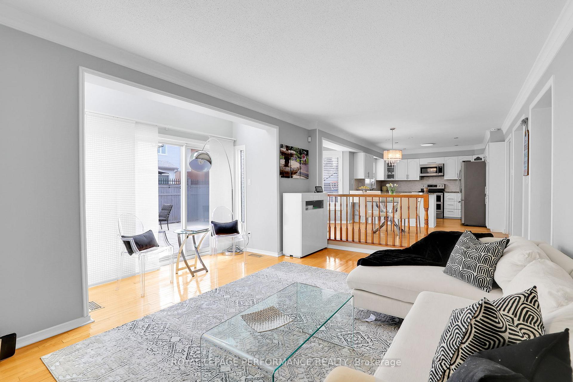 Photo 18 of 12 Speers Crescent, Ottawa, Kanata - Bridlewood — HOMEH