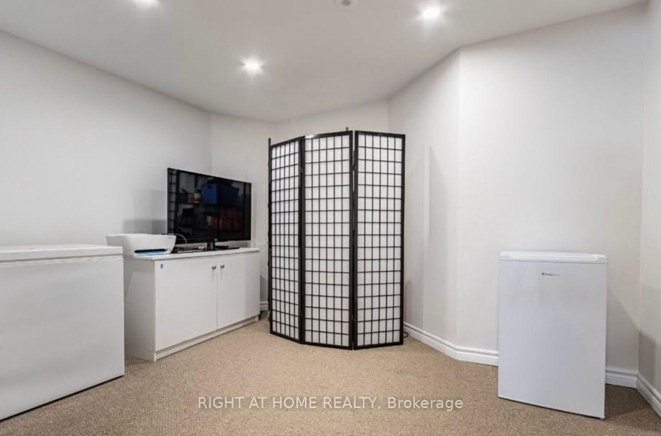 Photo 8 of 892 Hepburn Road, Milton, Coates — HOMEH