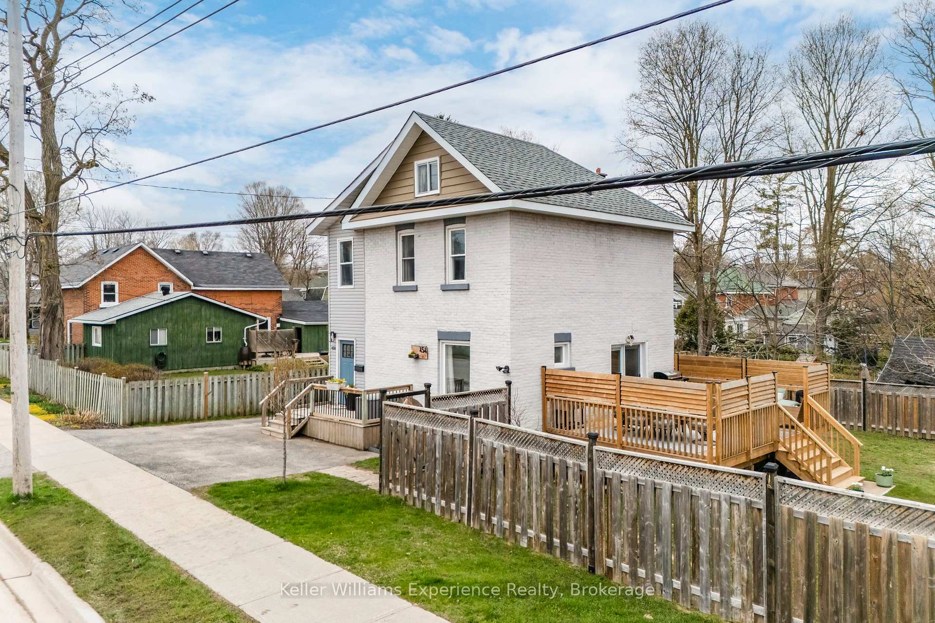 Photo 1 of 454 Colborne Street, Midland — HOMEH