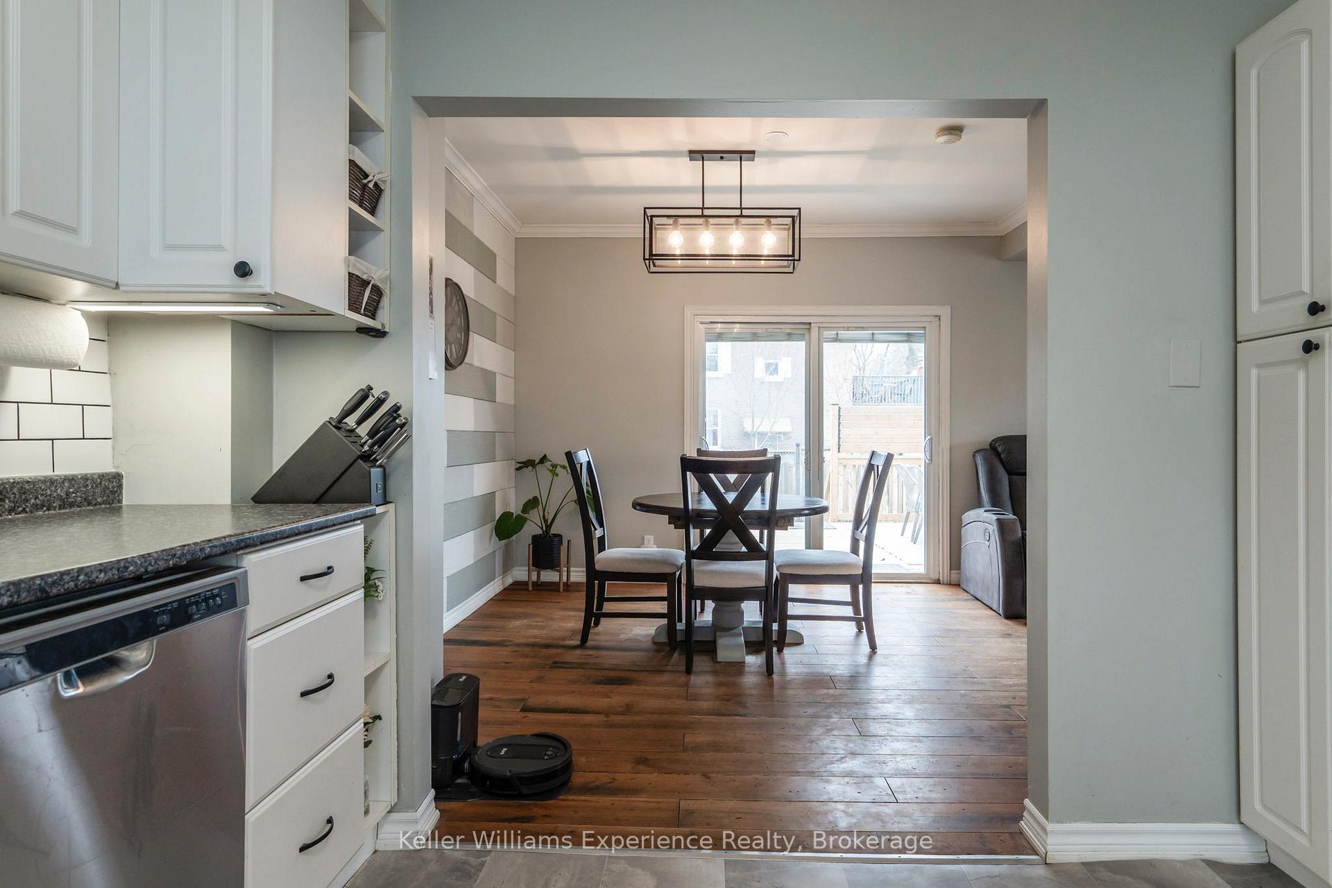 Photo 18 of 454 Colborne Street, Midland — HOMEH
