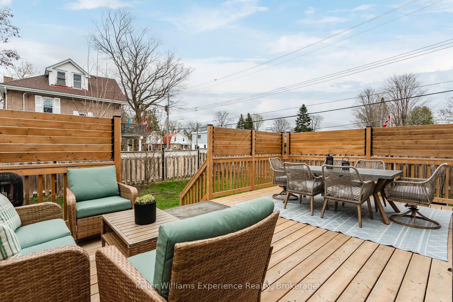 Photo 33 of 454 Colborne Street, Midland — HOMEH
