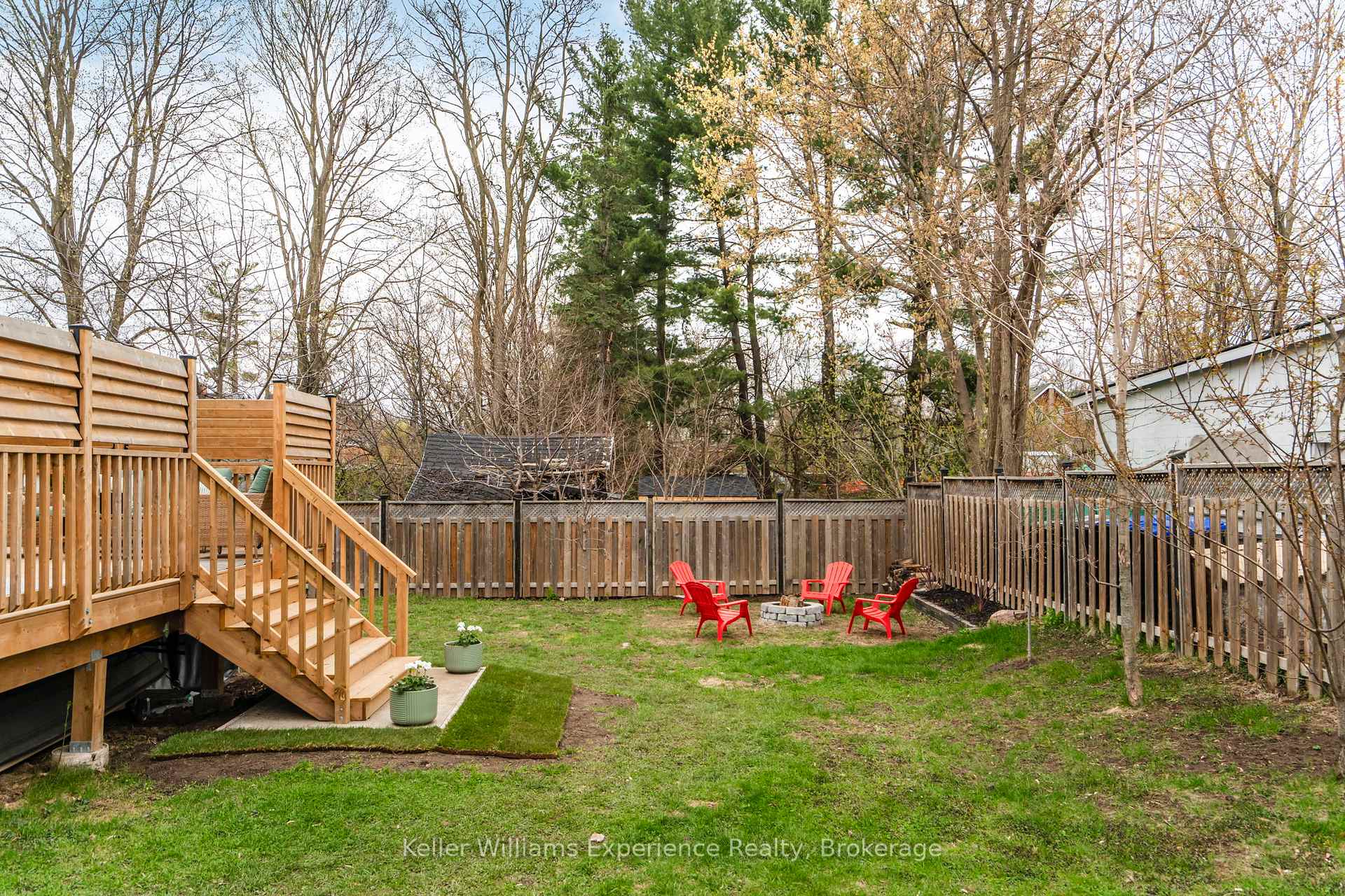 Photo 37 of 454 Colborne Street, Midland — HOMEH