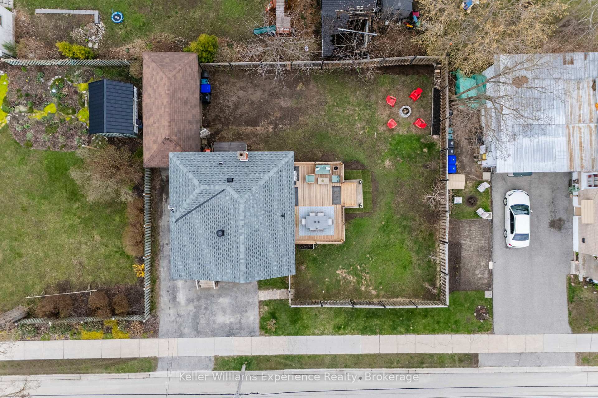 Photo 42 of 454 Colborne Street, Midland — HOMEH