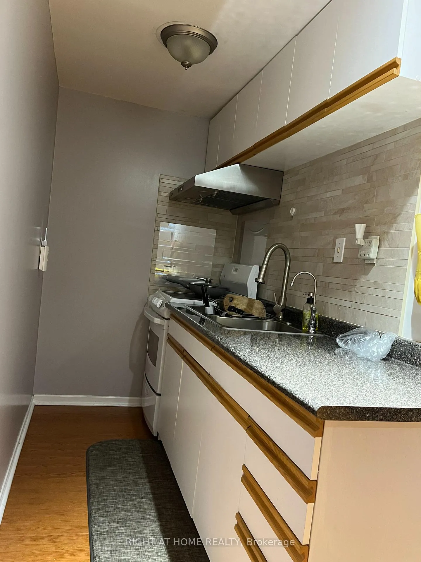Photo 6 of Unit basement, 12 Albert Street, Markham, Old Markham Village — HOMEH