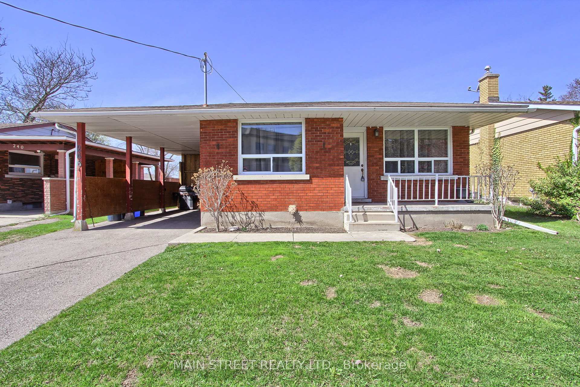 Photo 2 of 246 Franklin Street N, Kitchener — HOMEH