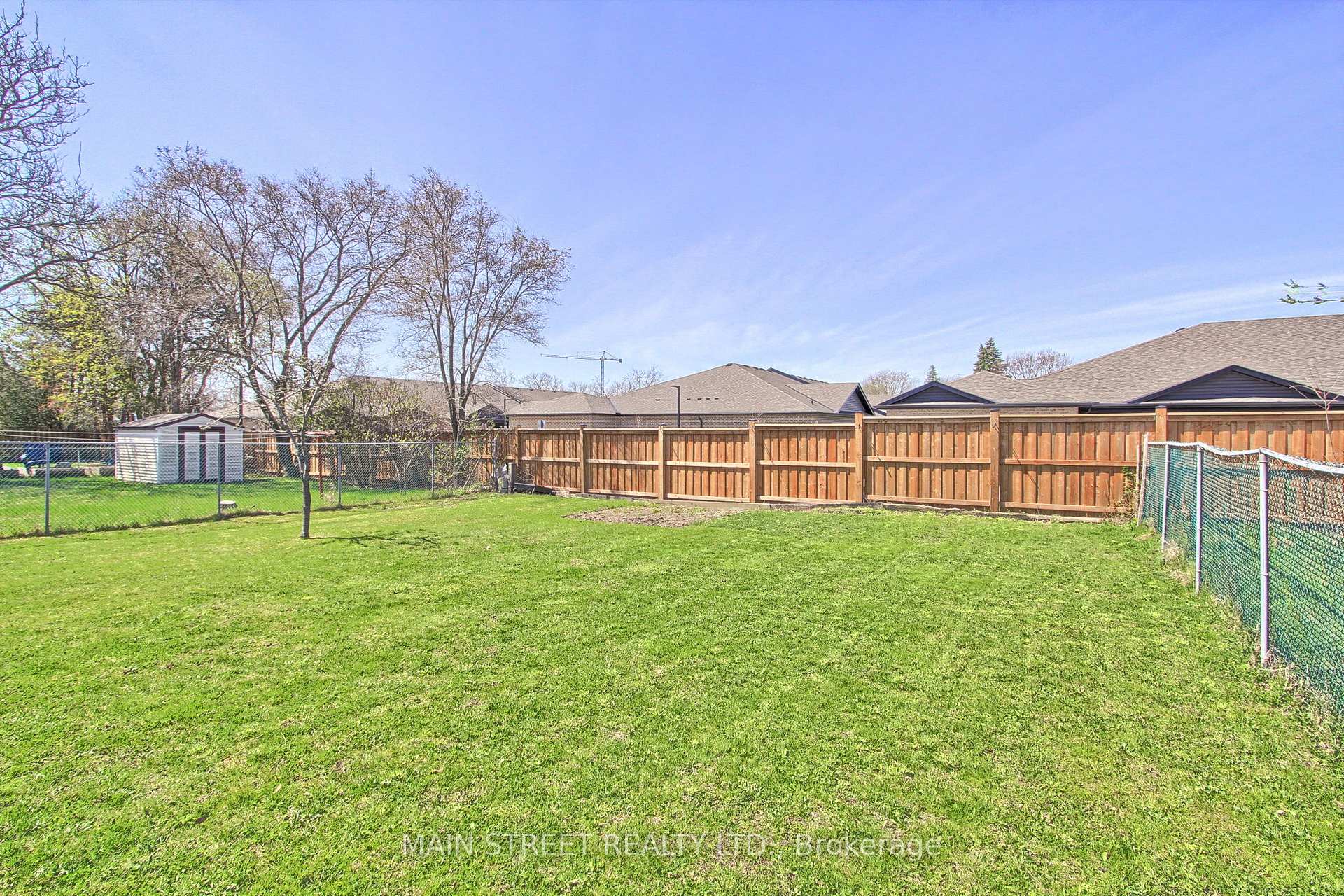 Photo 4 of 246 Franklin Street N, Kitchener — HOMEH