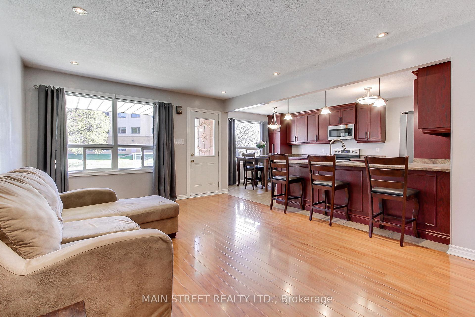 Photo 15 of 246 Franklin Street N, Kitchener — HOMEH