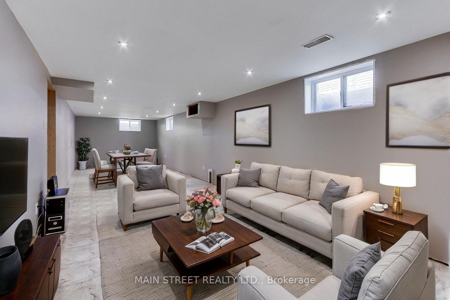 Photo 28 of 246 Franklin Street N, Kitchener — HOMEH