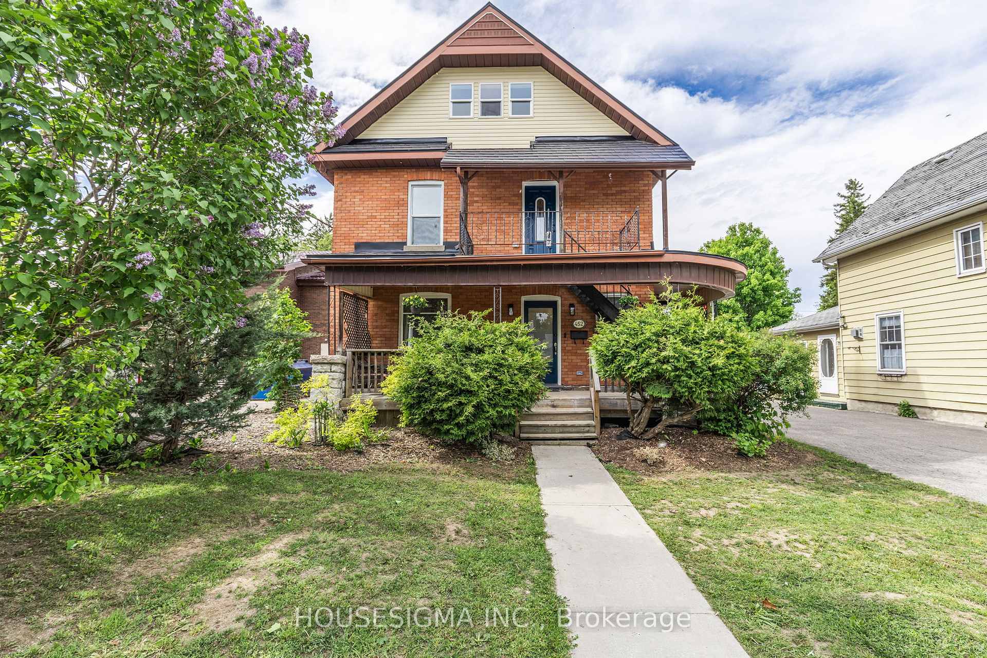 Front of 452 Hannah Street