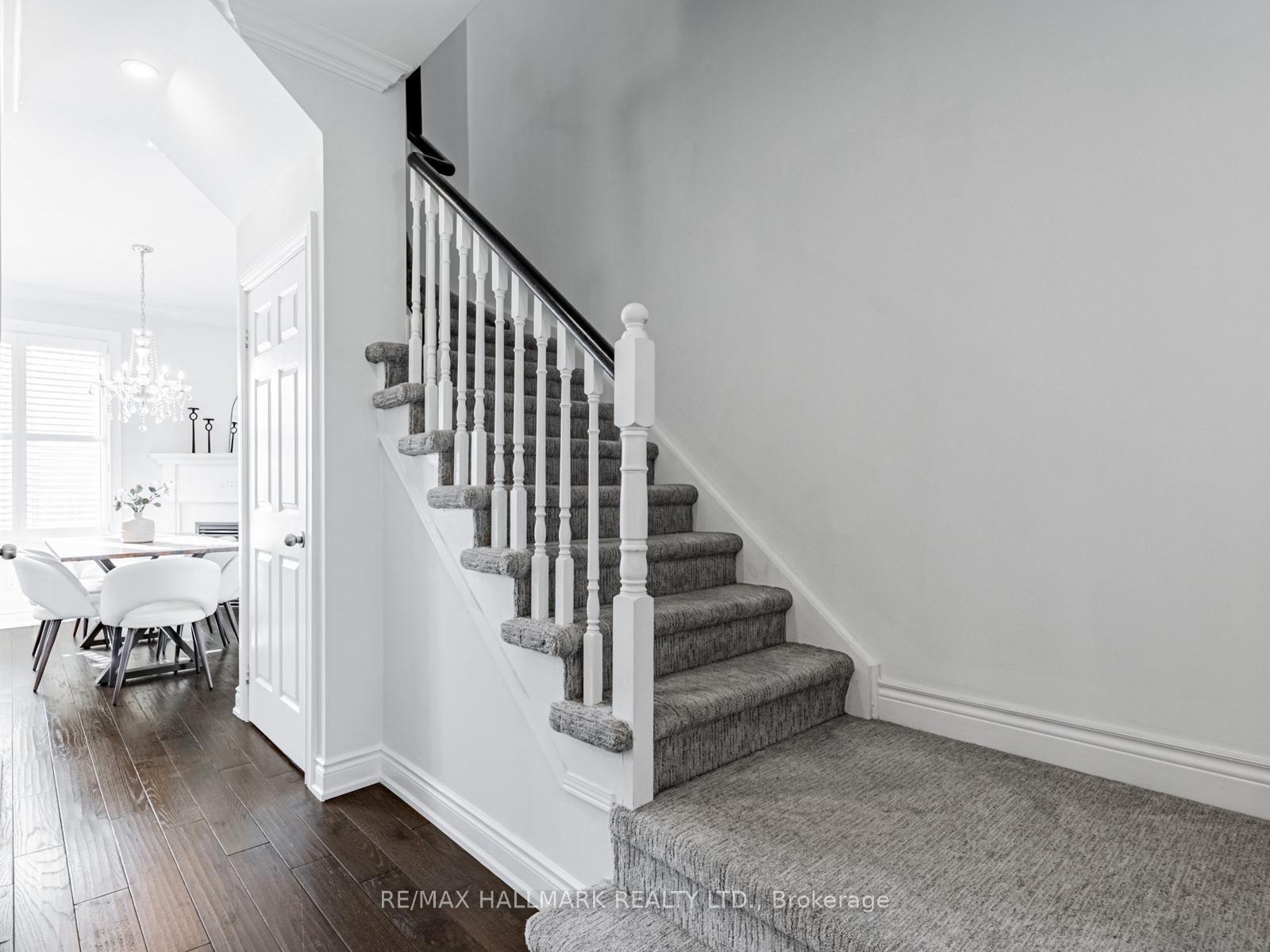 Photo 4 of 42 Dancers Drive, Markham, Angus Glen — HOMEH