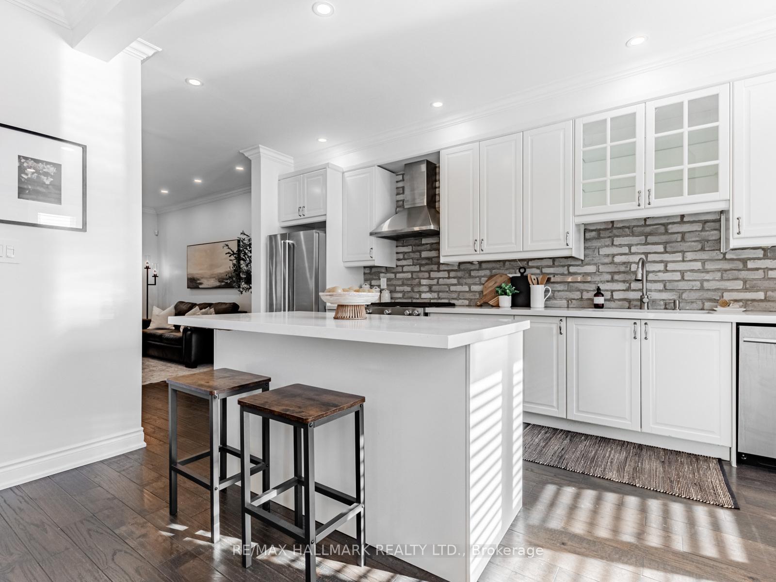 Photo 11 of 42 Dancers Drive, Markham, Angus Glen — HOMEH