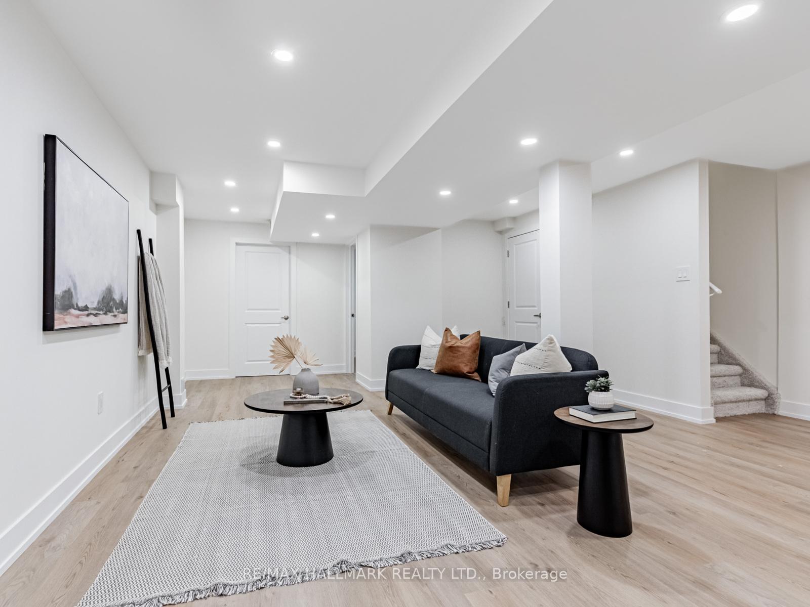 Photo 29 of 42 Dancers Drive, Markham, Angus Glen — HOMEH