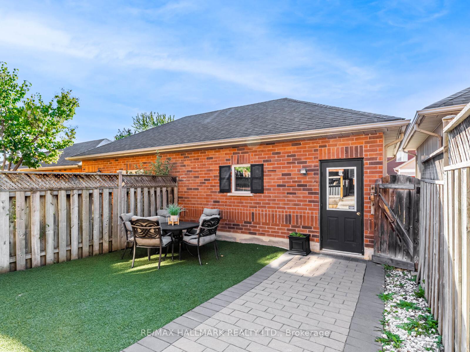 Photo 33 of 42 Dancers Drive, Markham, Angus Glen — HOMEH