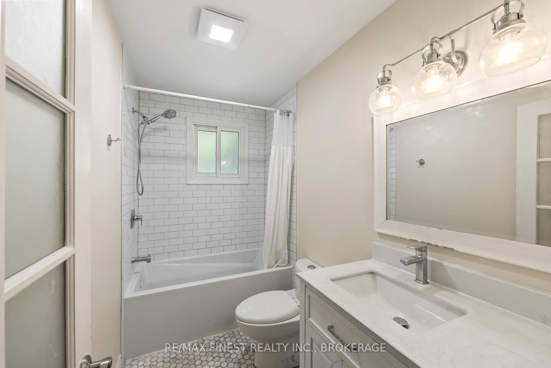 Photo 12 of 5 Michael Grass Crescent, Kingston, Central City West — HOMEH