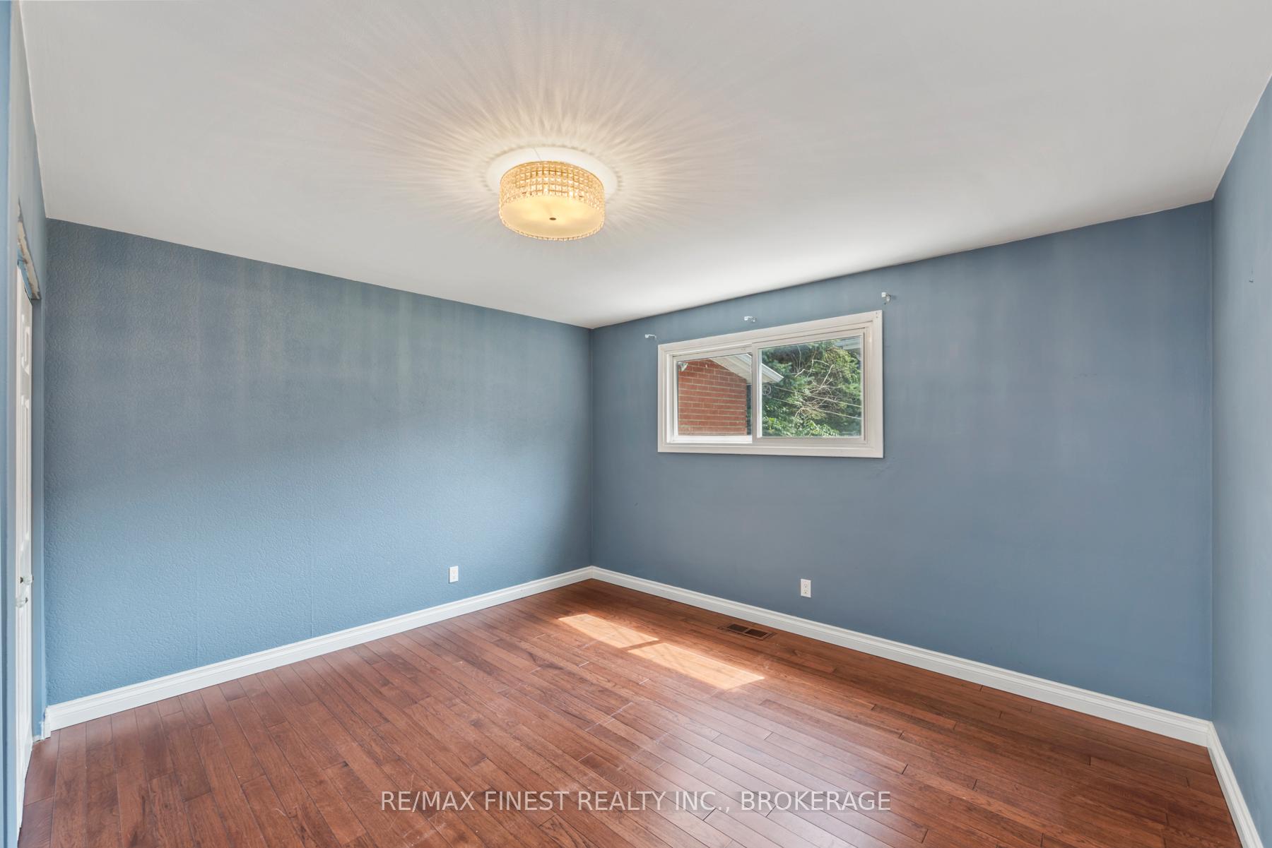 Photo 13 of 5 Michael Grass Crescent, Kingston, Central City West — HOMEH