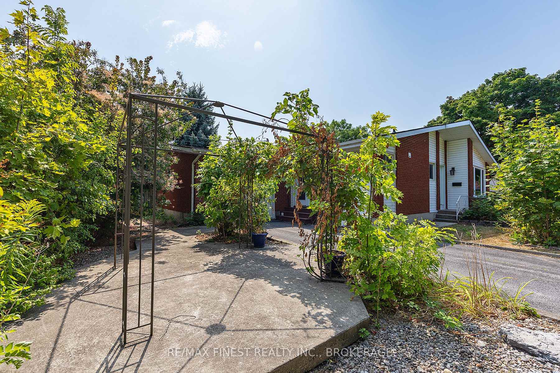 Photo 32 of 5 Michael Grass Crescent, Kingston, Central City West — HOMEH