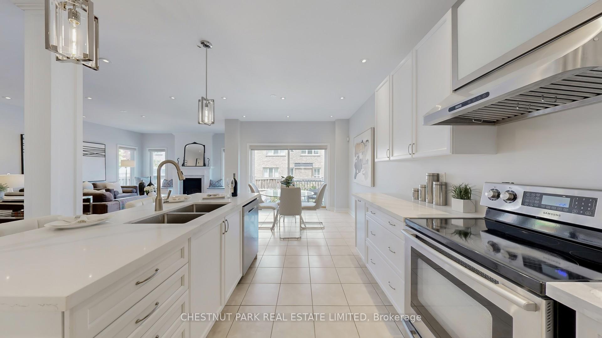 Photo 10 of 32 Arbour Drive, Markham, Greensborough — HOMEH