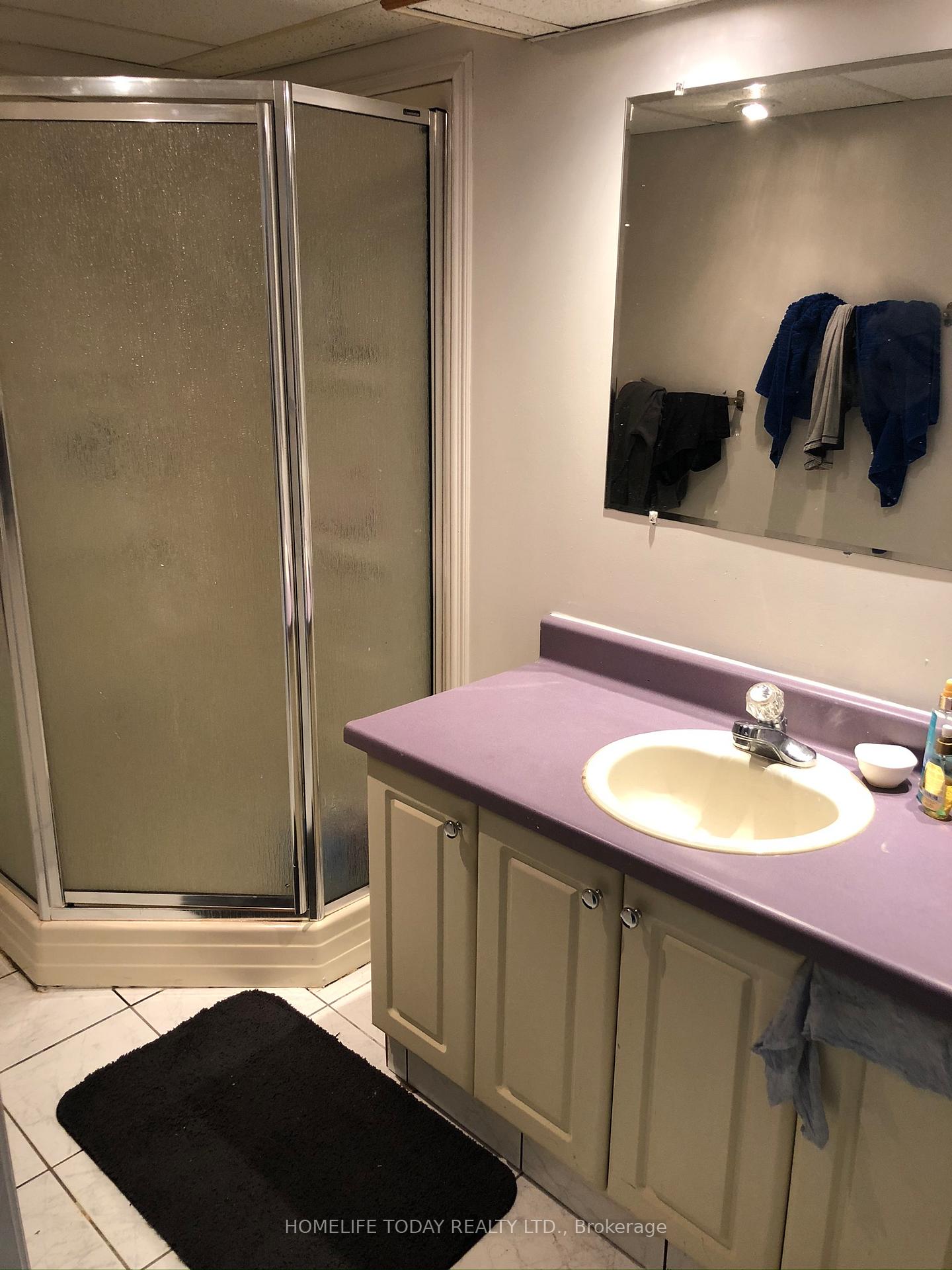 Photo 9 of 96 Carrington Court, Hamilton, Ancaster — HOMEH