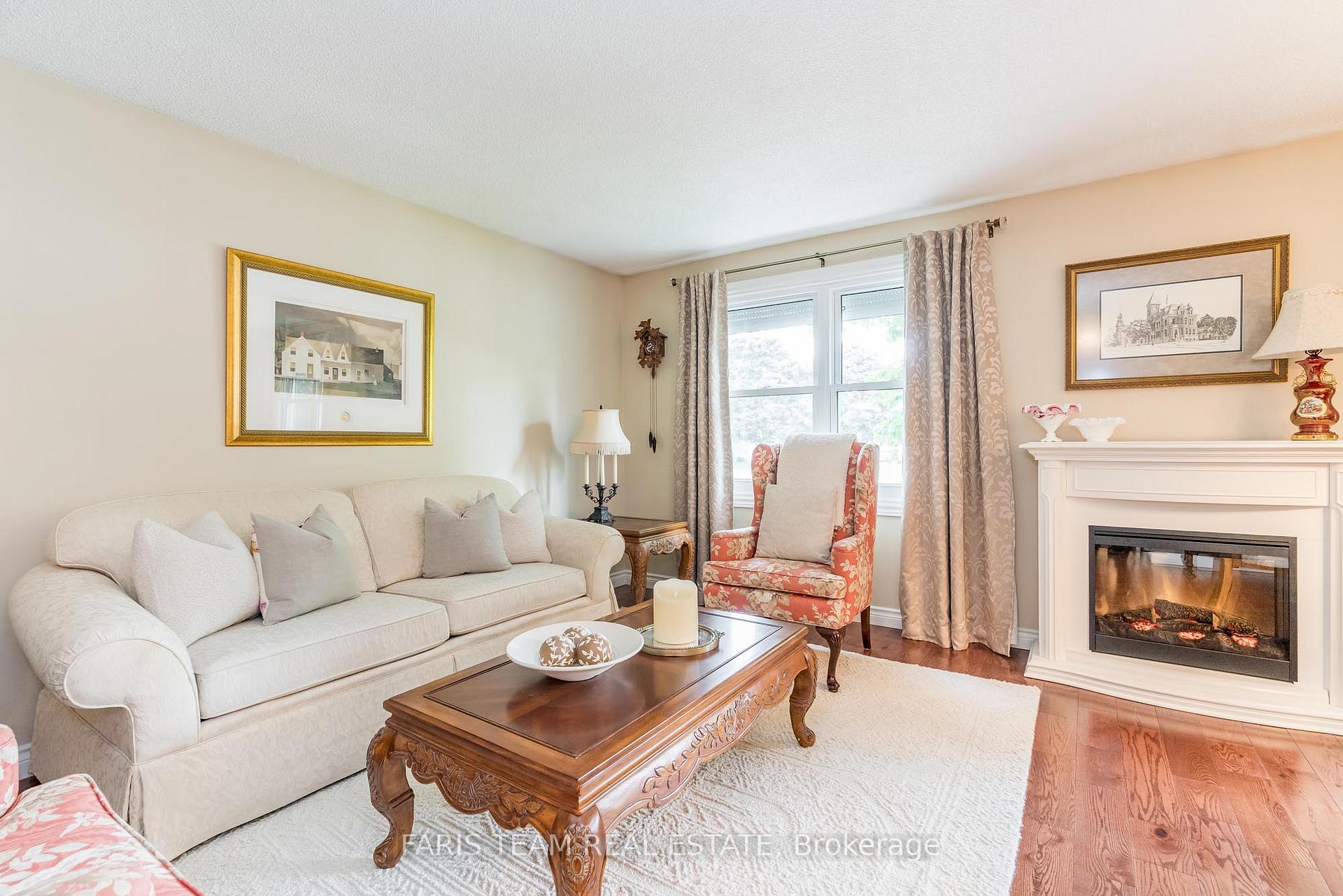 Photo 7 of 612 Randles Crescent, Midland — HOMEH
