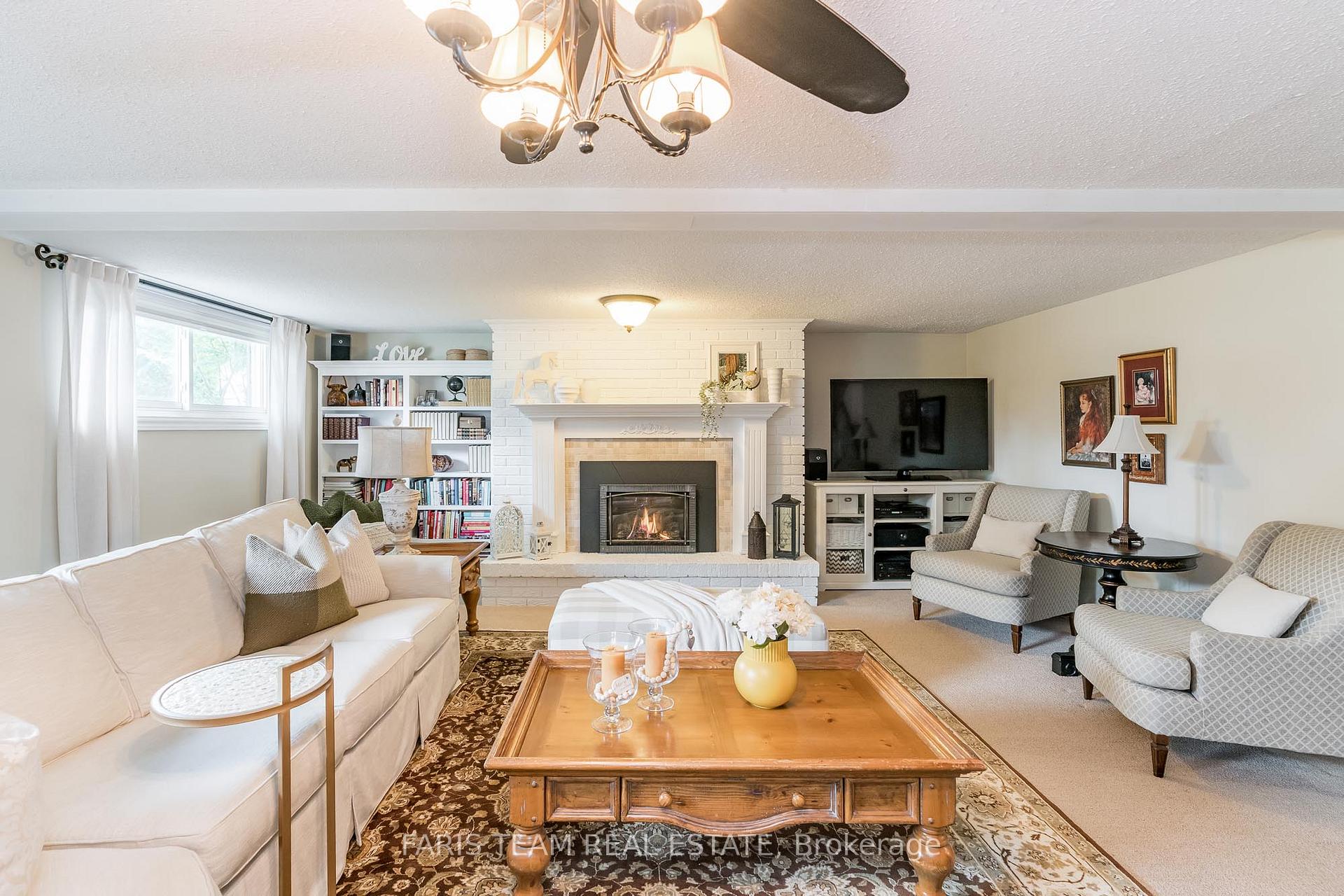 Photo 15 of 612 Randles Crescent, Midland — HOMEH
