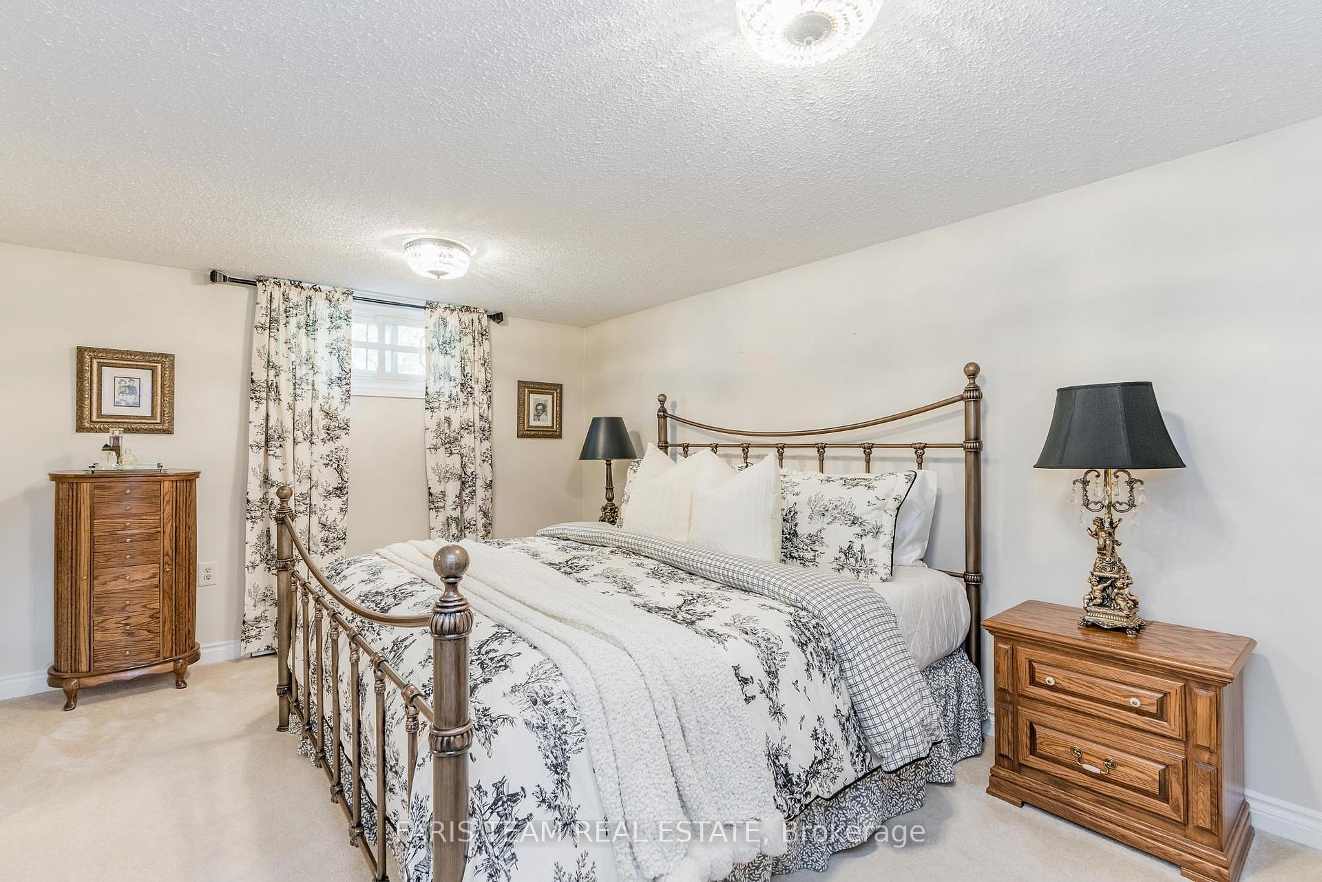 Photo 16 of 612 Randles Crescent, Midland — HOMEH