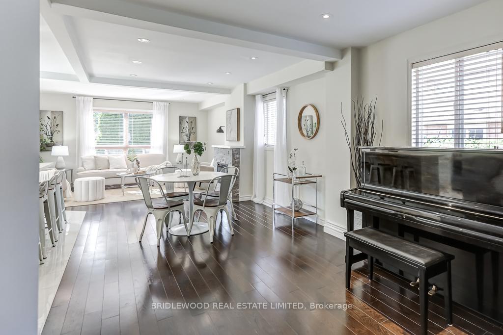 Photo 8 of 54 Anita Drive, Markham, Village Green-South Unionville — HOMEH