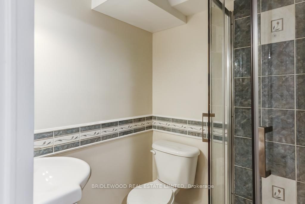 Photo 29 of 54 Anita Drive, Markham, Village Green-South Unionville — HOMEH