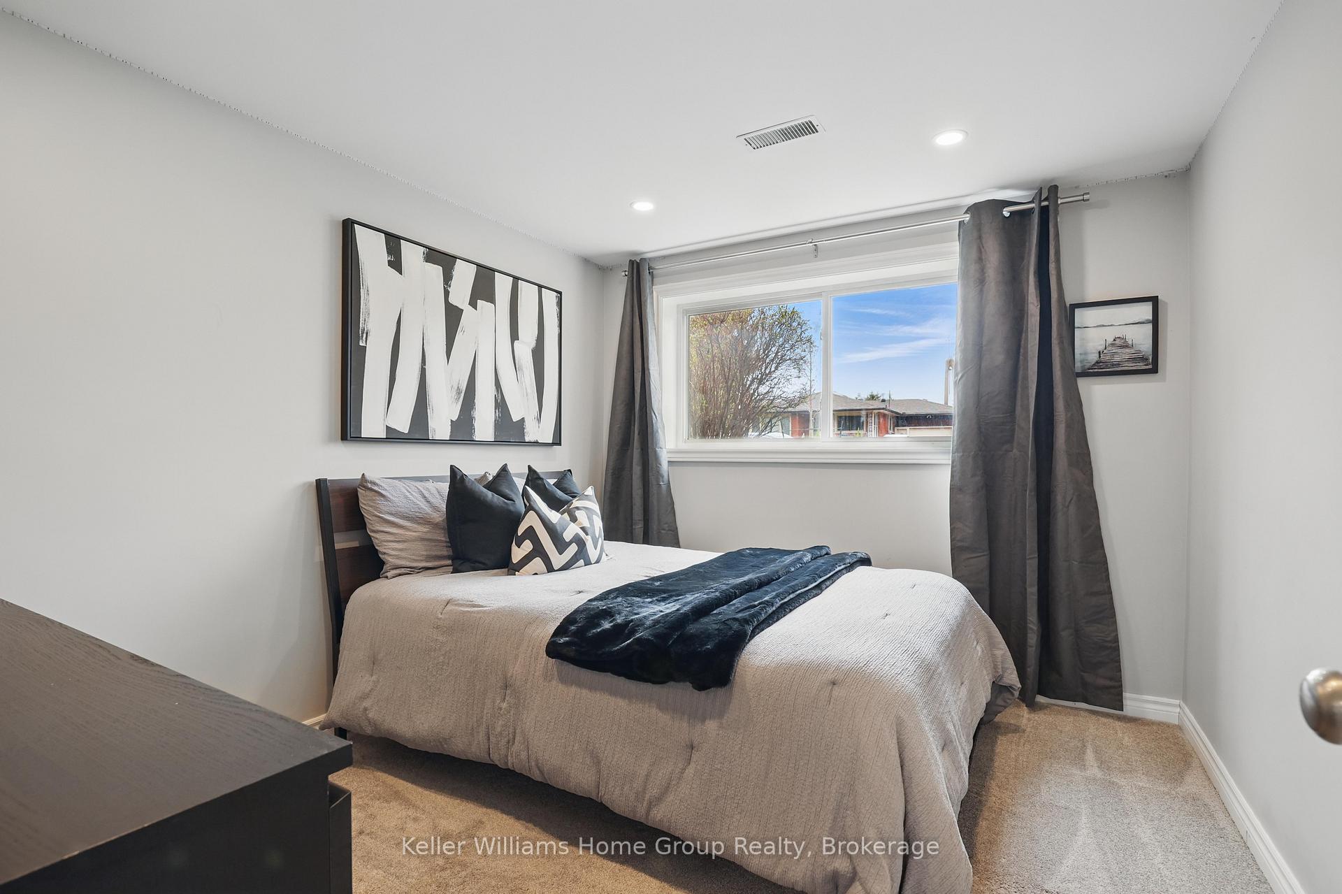 Photo 16 of 229 Kenneth Avenue, Kitchener — HOMEH