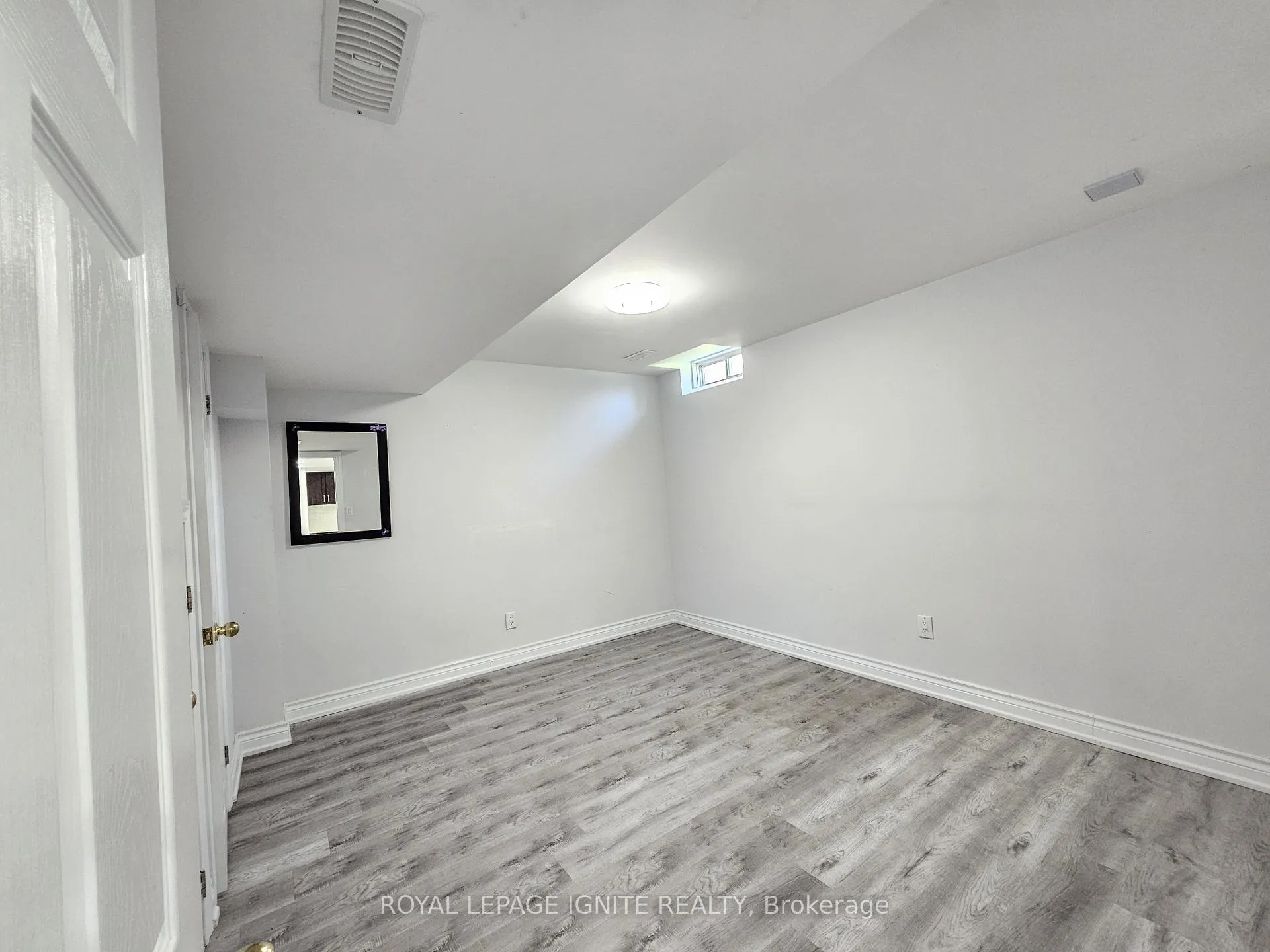 Photo 9 of 41 Gordon Weeden Road, Markham, Greensborough — HOMEH