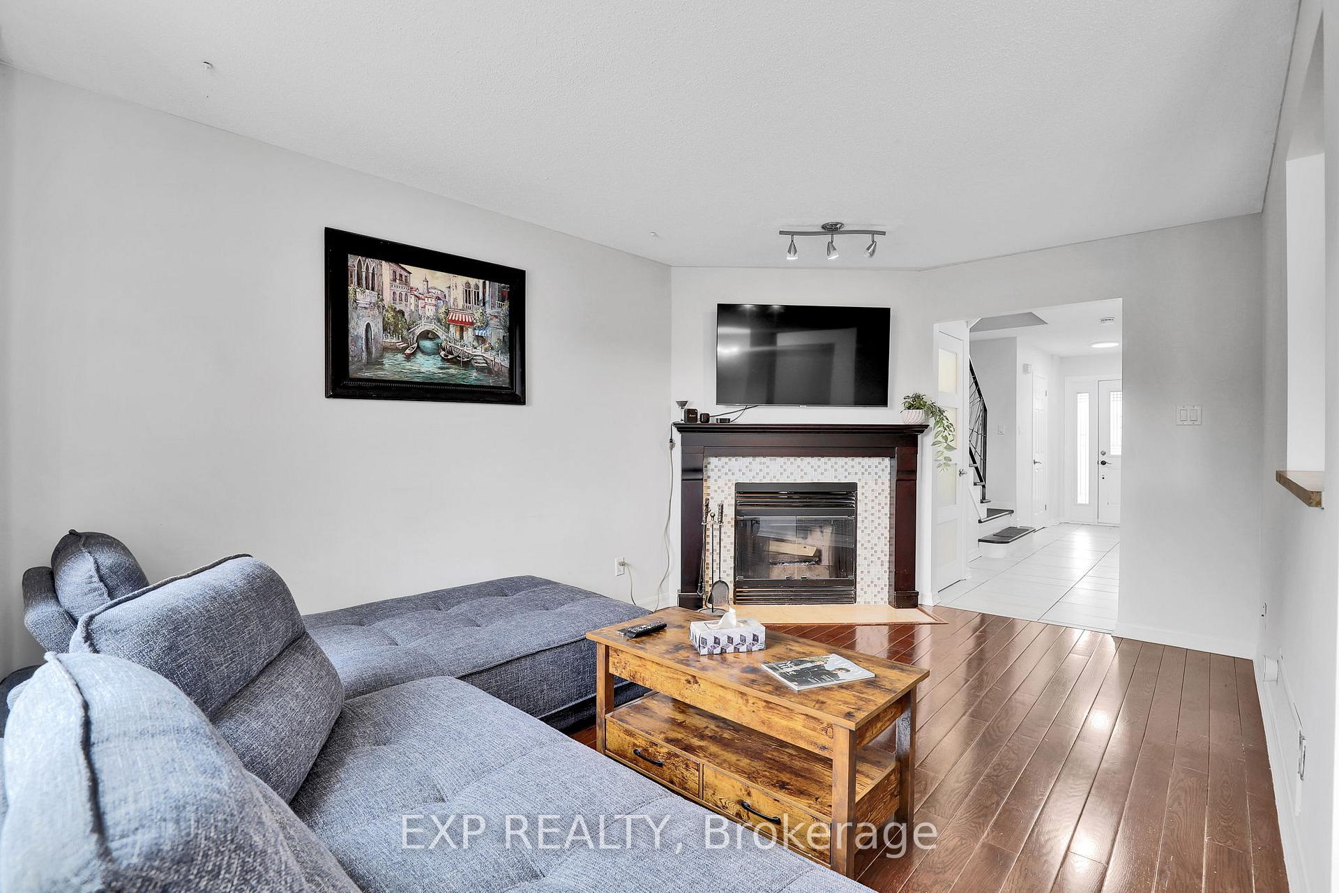 Photo 8 of 95 Cedarock Drive, Ottawa, Kanata - Bridlewood — HOMEH