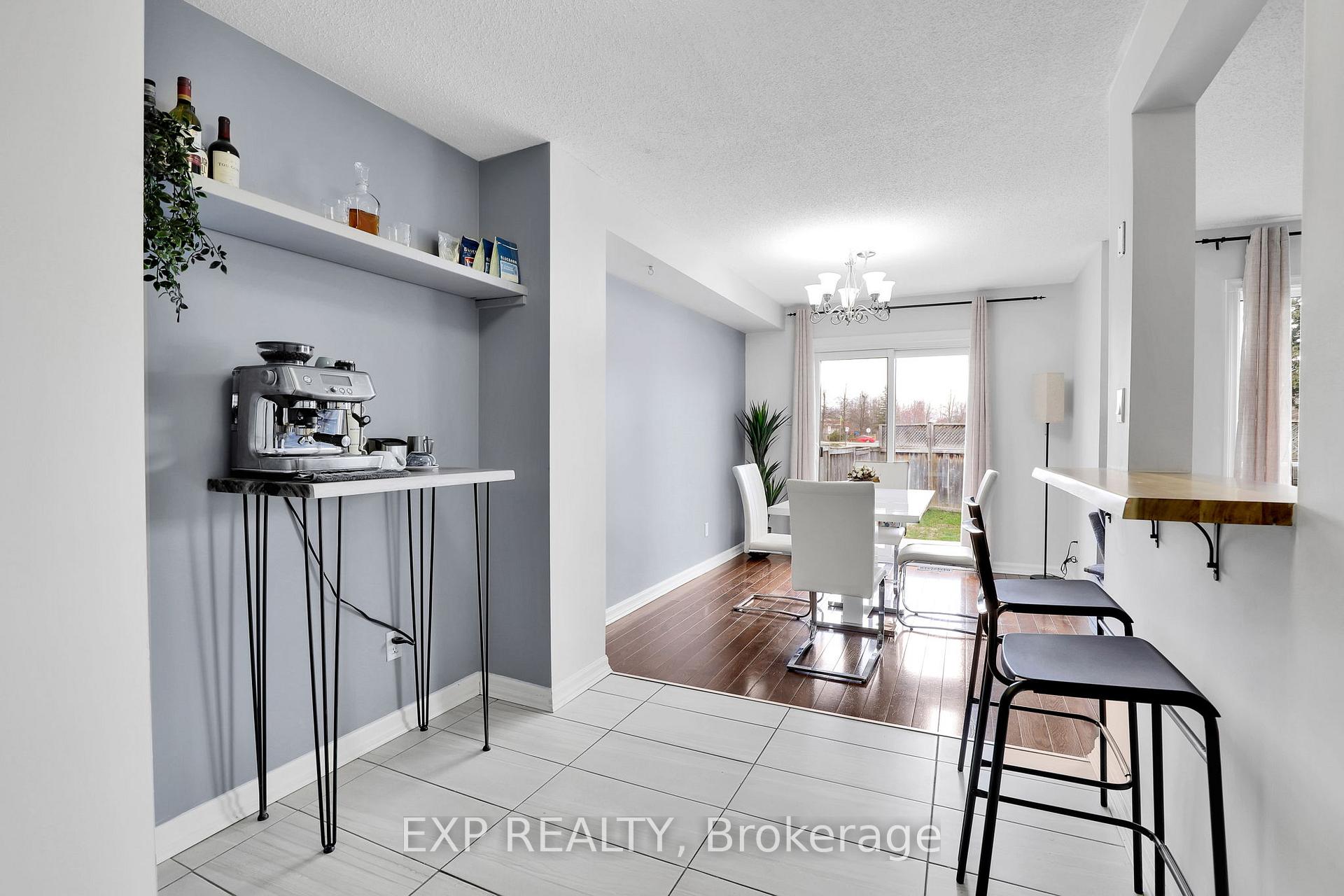 Photo 11 of 95 Cedarock Drive, Ottawa, Kanata - Bridlewood — HOMEH