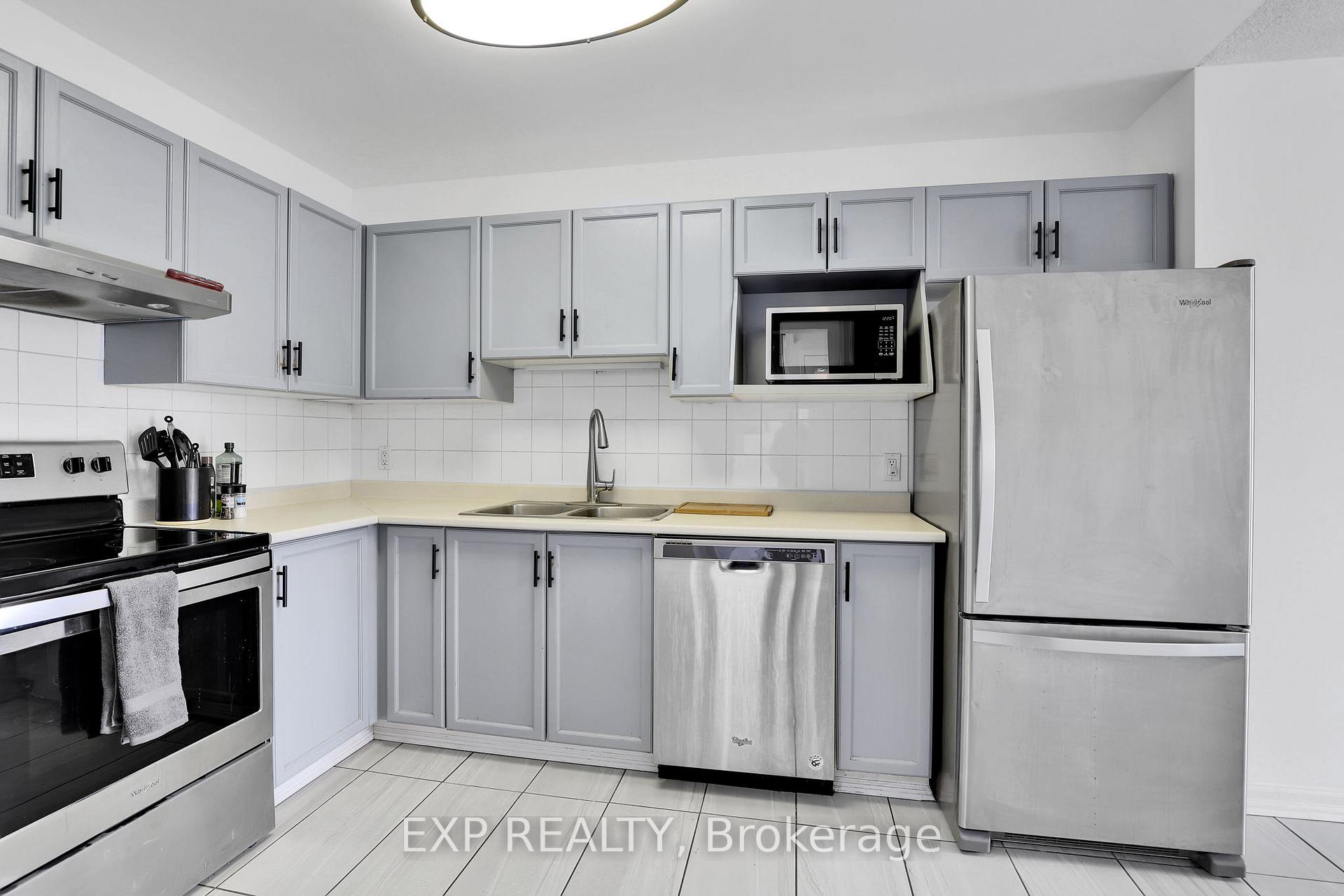 Photo 14 of 95 Cedarock Drive, Ottawa, Kanata - Bridlewood — HOMEH