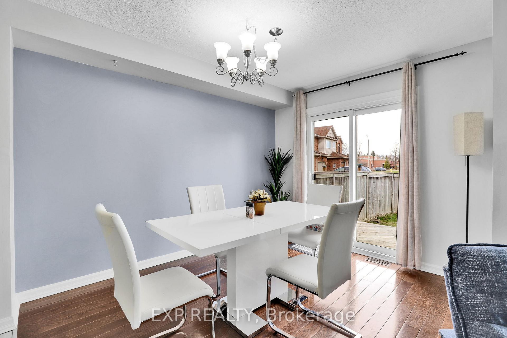 Photo 17 of 95 Cedarock Drive, Ottawa, Kanata - Bridlewood — HOMEH